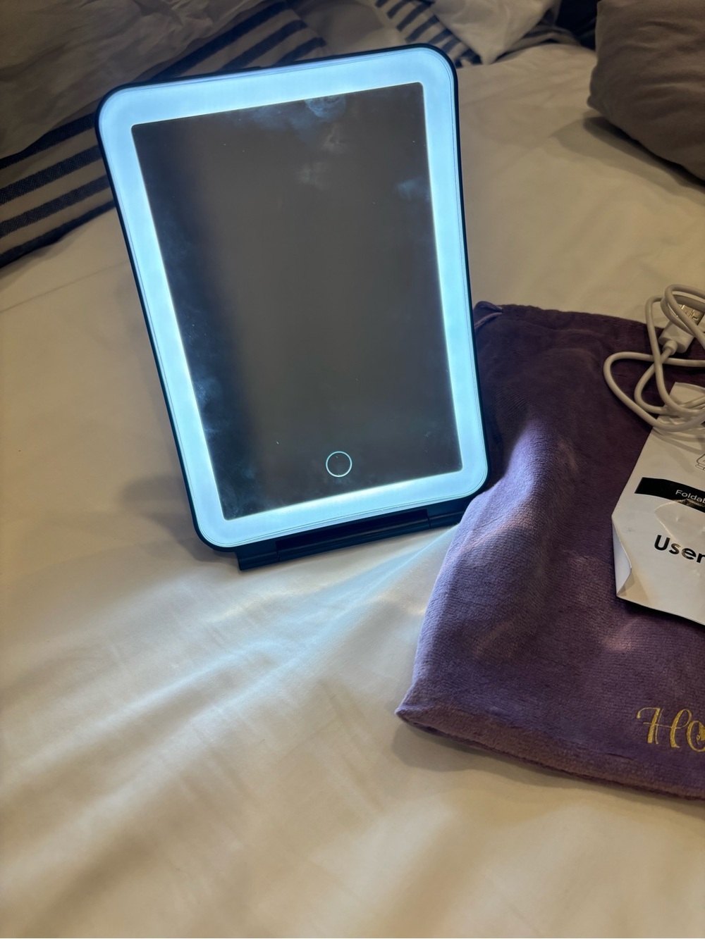 Horyliin Travel Makeup Mirror with Lights